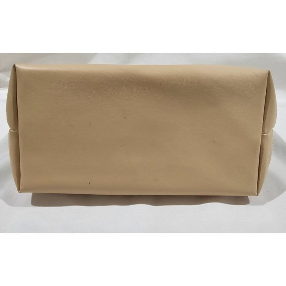 Estee Lauder Makeup Bag - Picture 2 of 5